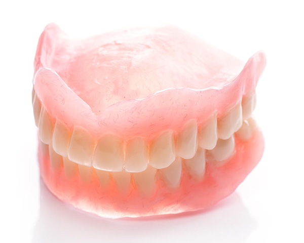 入れ歯にはどんな種類がありますか？